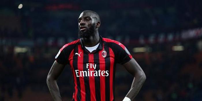  曼联外租桑乔至多特，租借条款含强制买断选项  